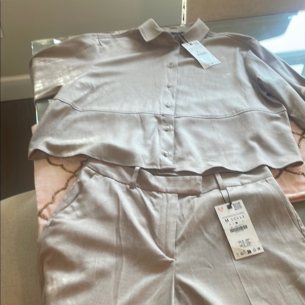 Brand new set of Zara top and pants